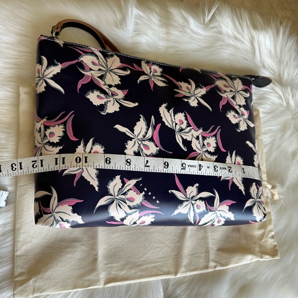 Auth Marni Large Clutch Wristlet with dust bag Made in Italy - Picture 11 of 13